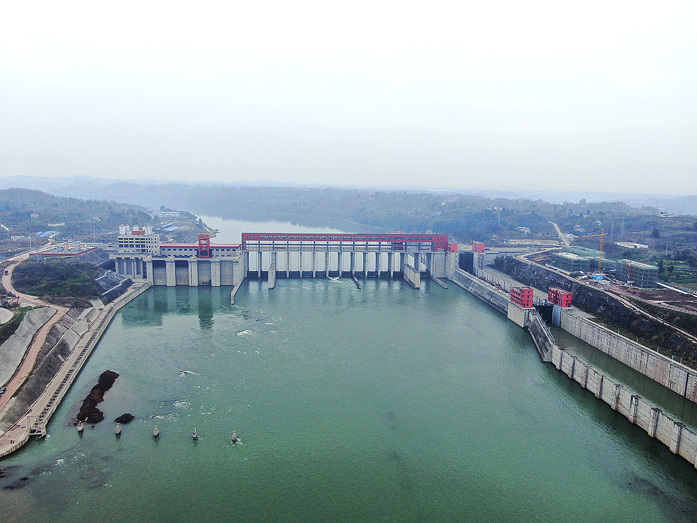 嘉陵江利泽航运枢纽于2024年4月建成并投产发电。